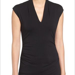 Vince Camuto Side Ruched V Neck
